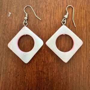 Light pink square earrings